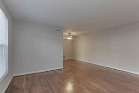 Washington Apartment: 810 Longfellow Street NW