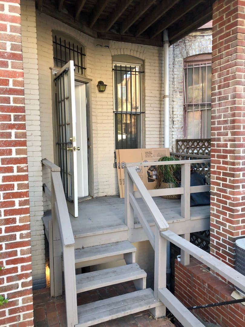 Washington Apartment: 1755 Church St NW