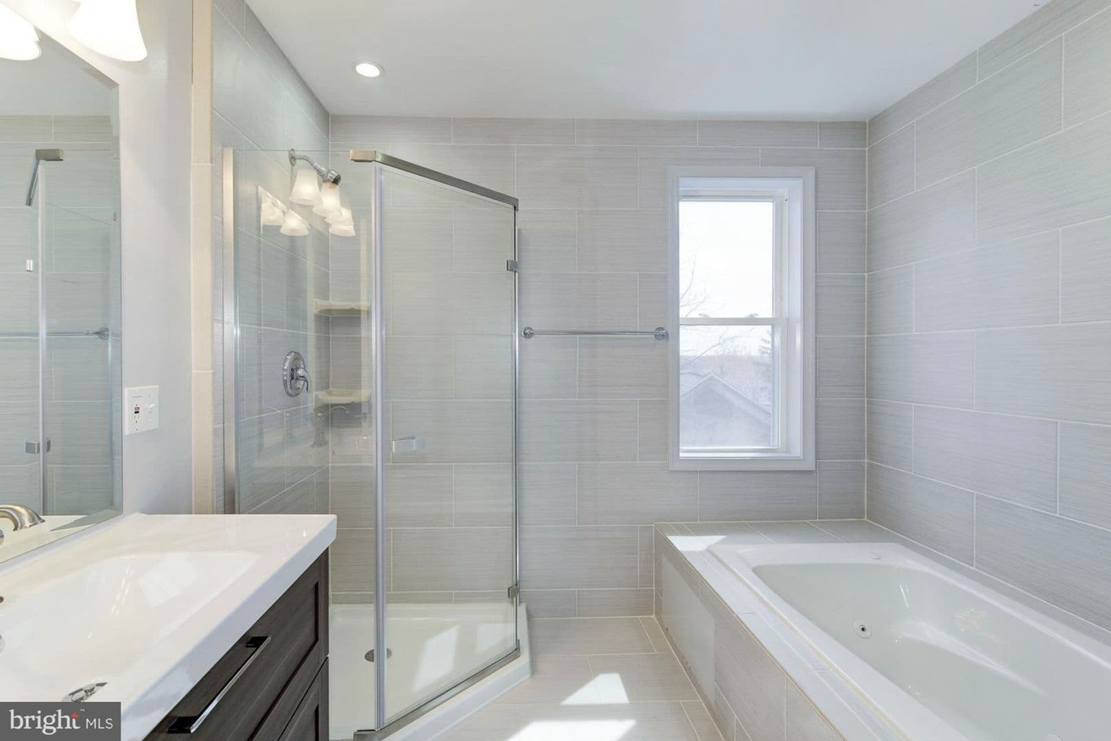 Mount Rainer House: 3200 Bunker Hill Road