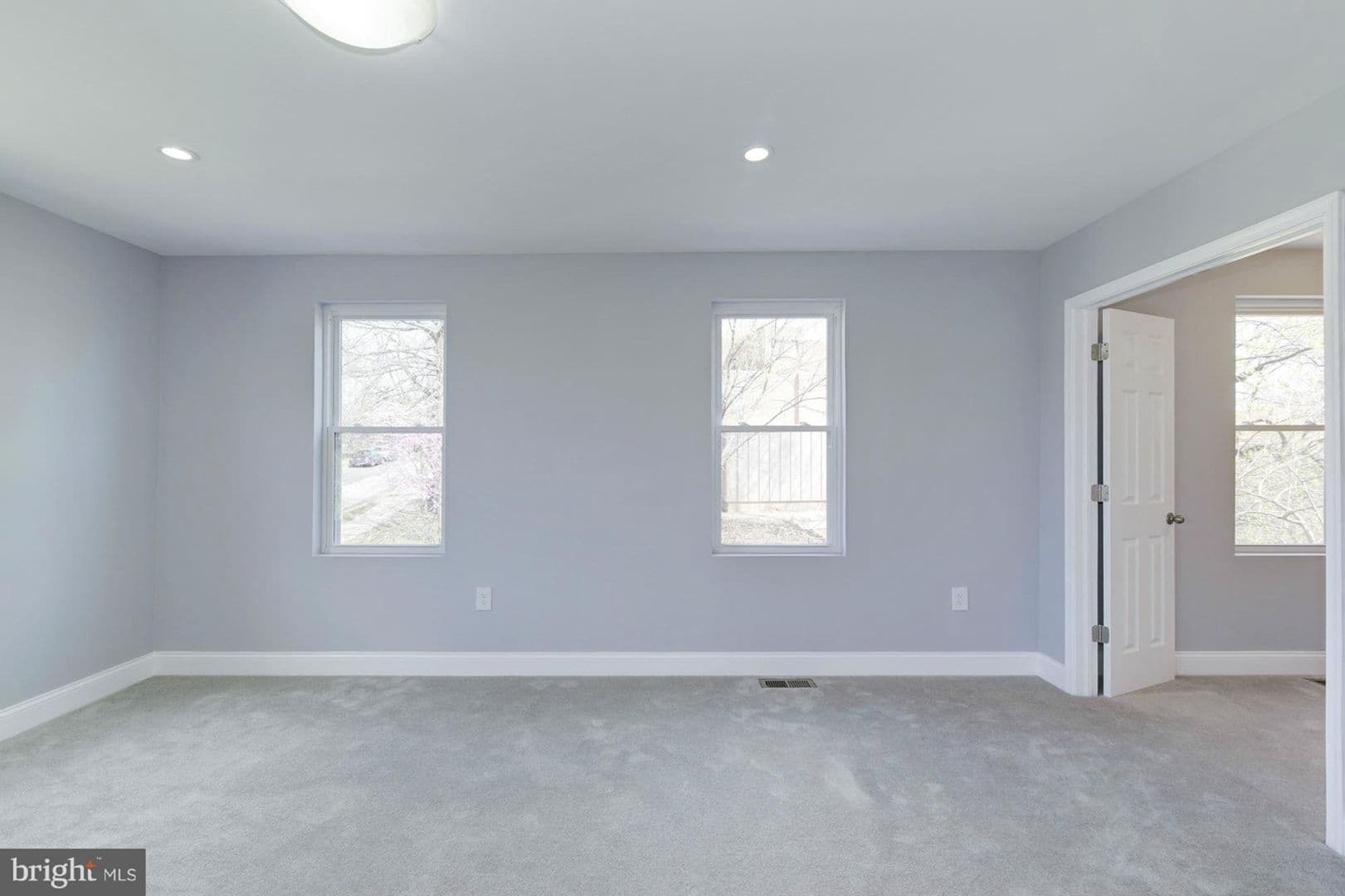 Mount Rainer House: 3200 Bunker Hill Road