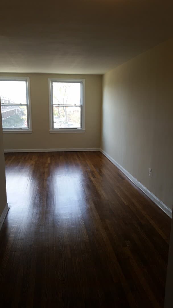 Washington Apartment: 1101 - 1113 19th St NE