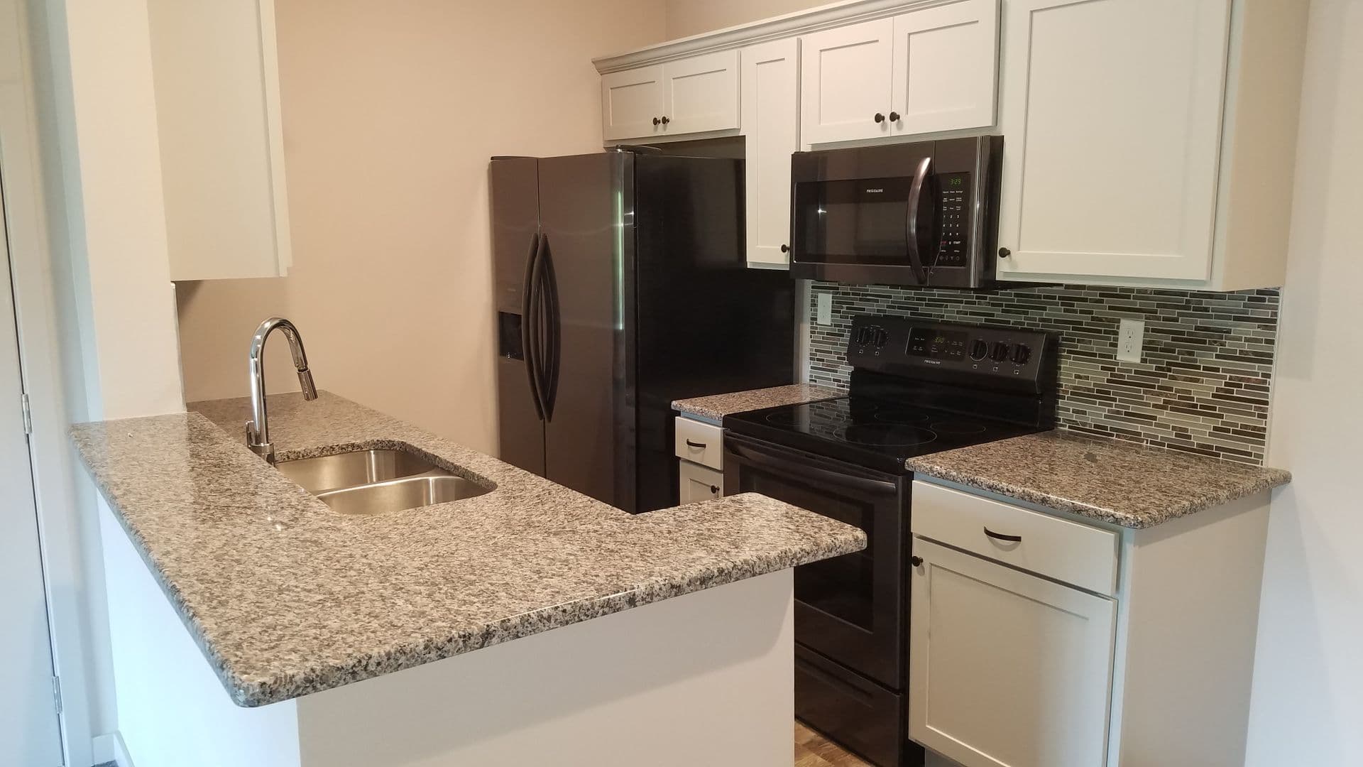 Branson Condo: 325 Majestic Drive # 334