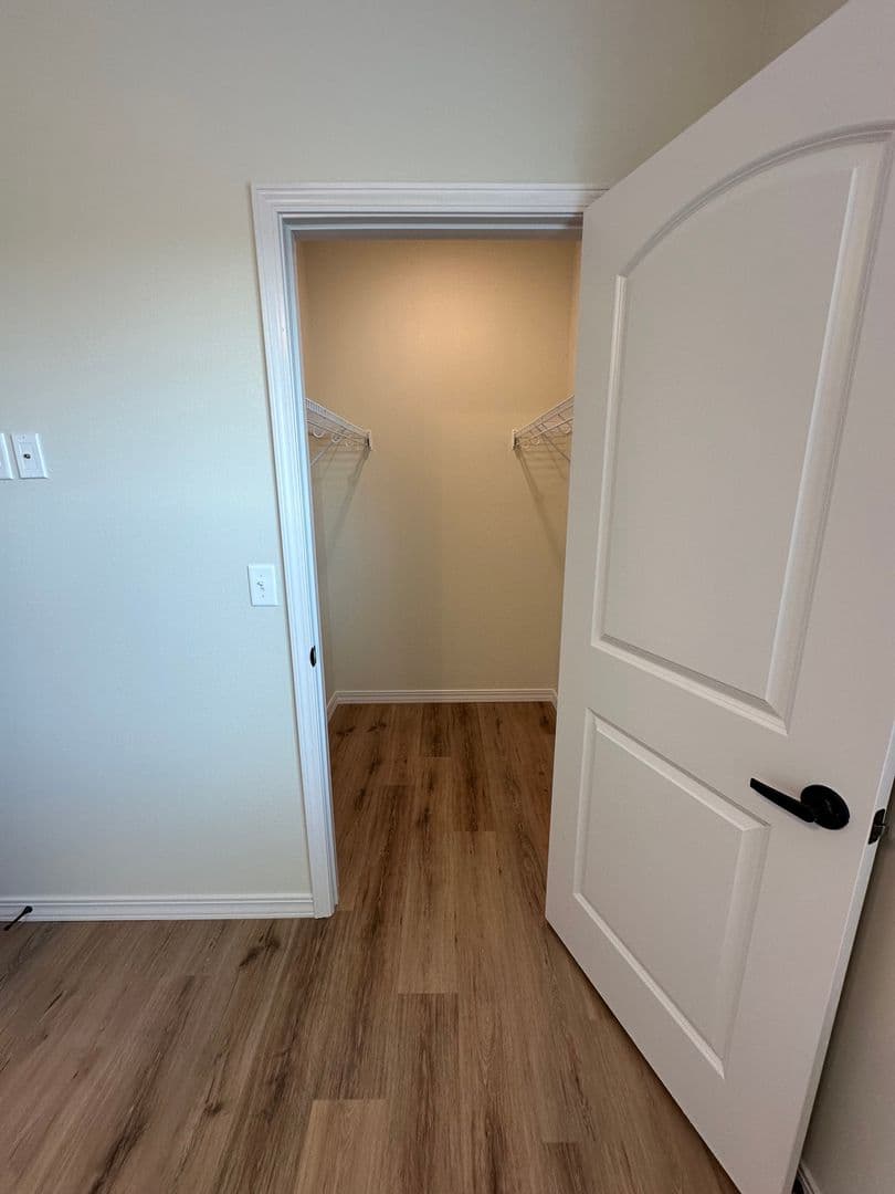 Branson Apartment: 750 Windsor Court -104