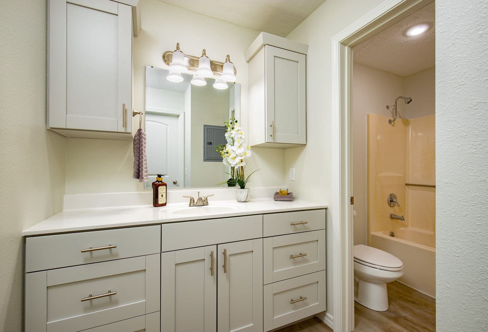 Branson Condo: 3245 Falls Parkway Unit 332