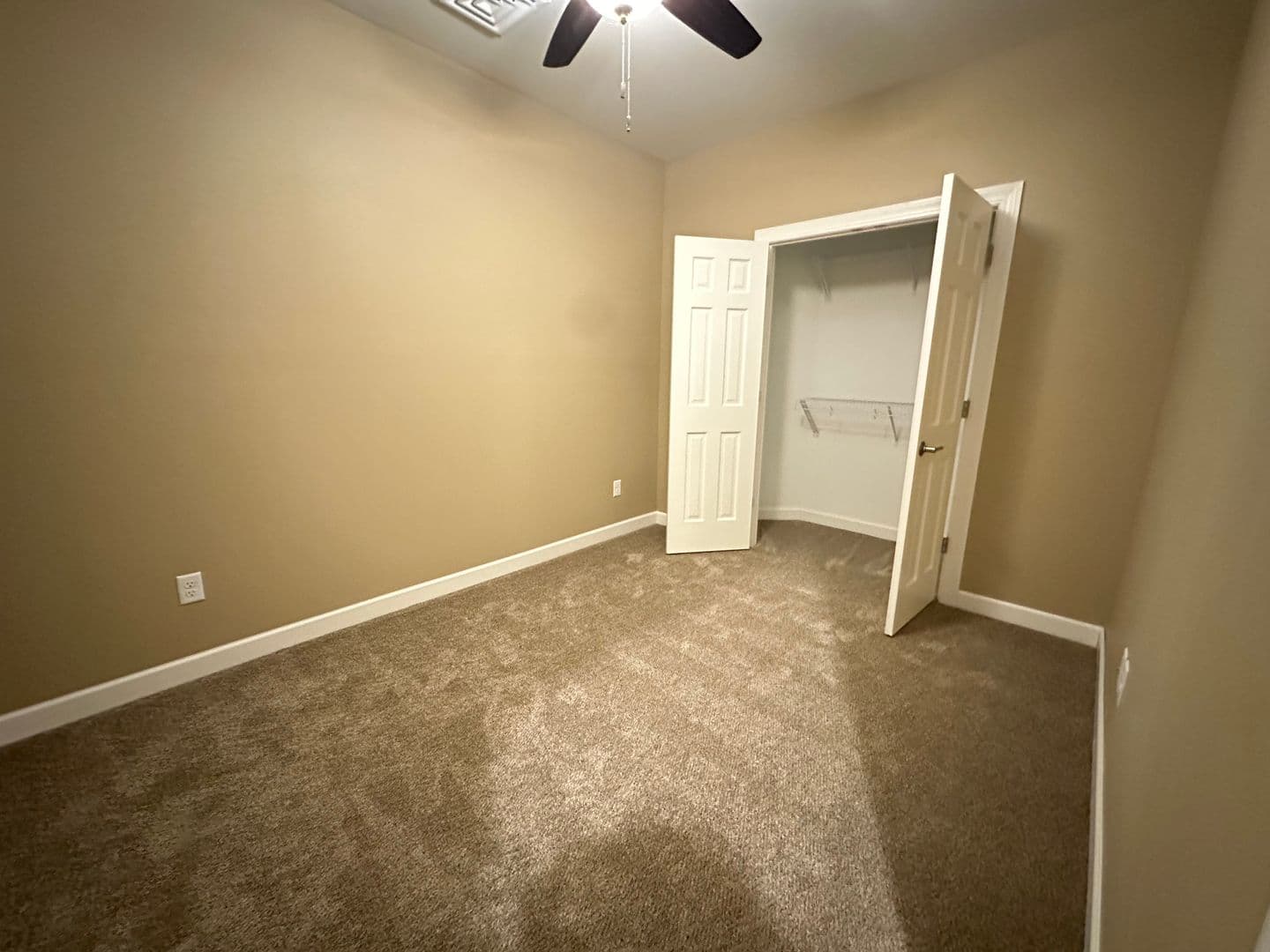 Onalaska Apartment: 2101 Abbey Road