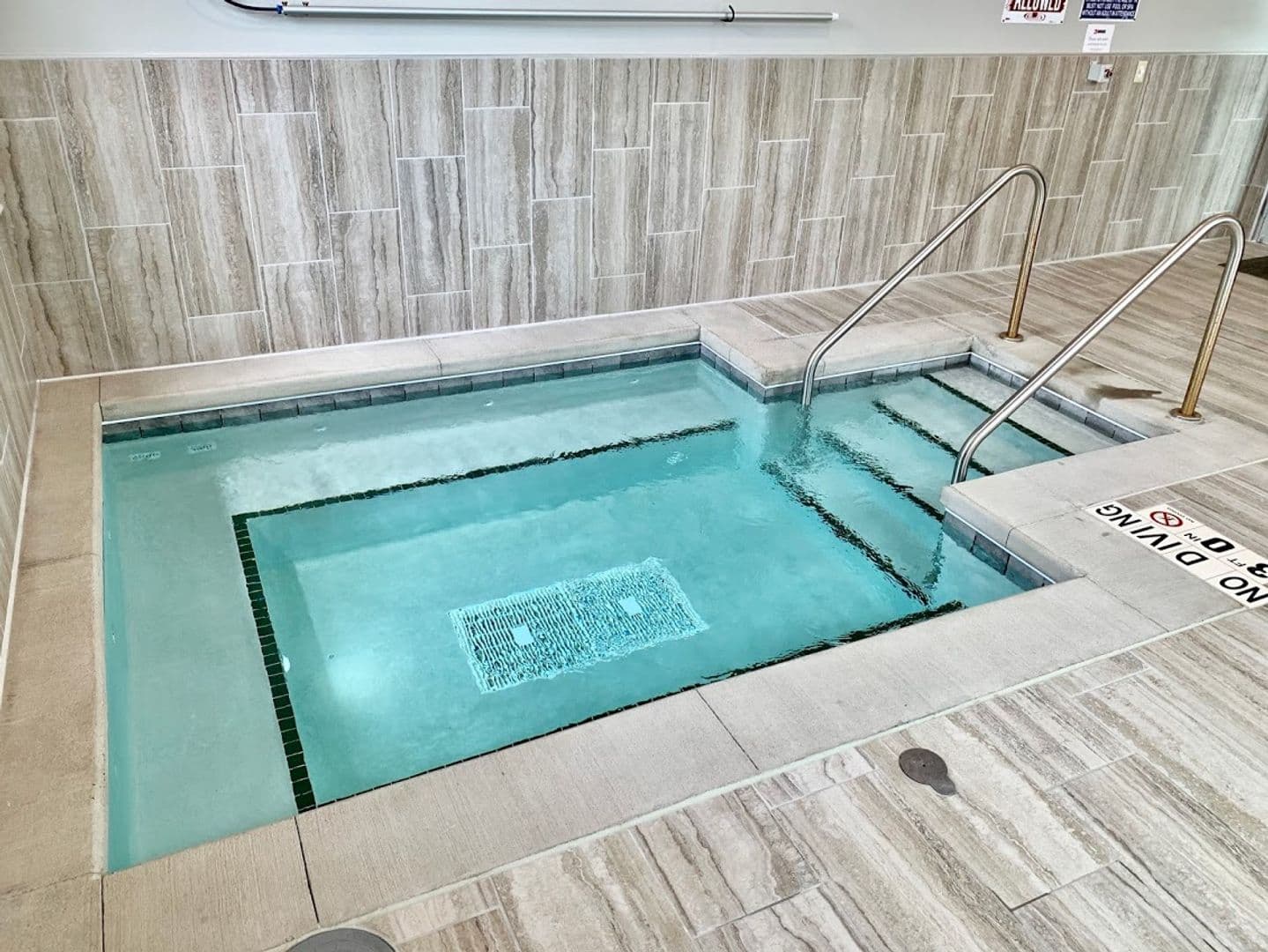 Onalaska Apartment: 2101 Abbey Road