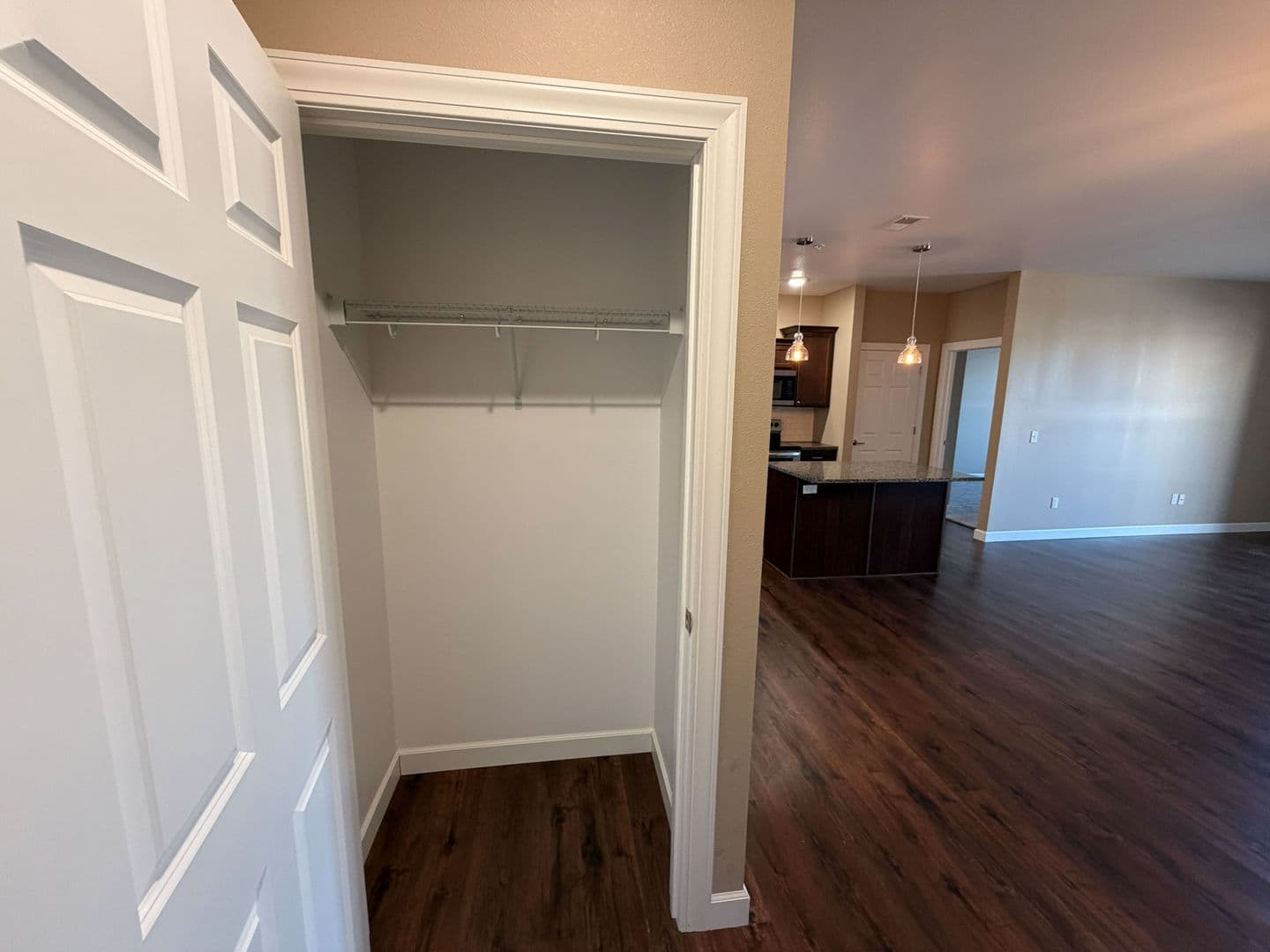 Baraboo Apartment: 325 Lynn Street
