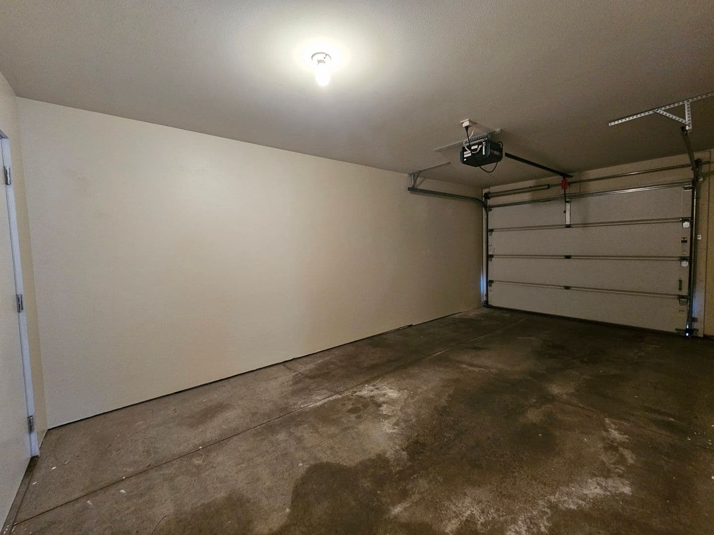Onalaska Apartment: 1077 Kristy Lane
