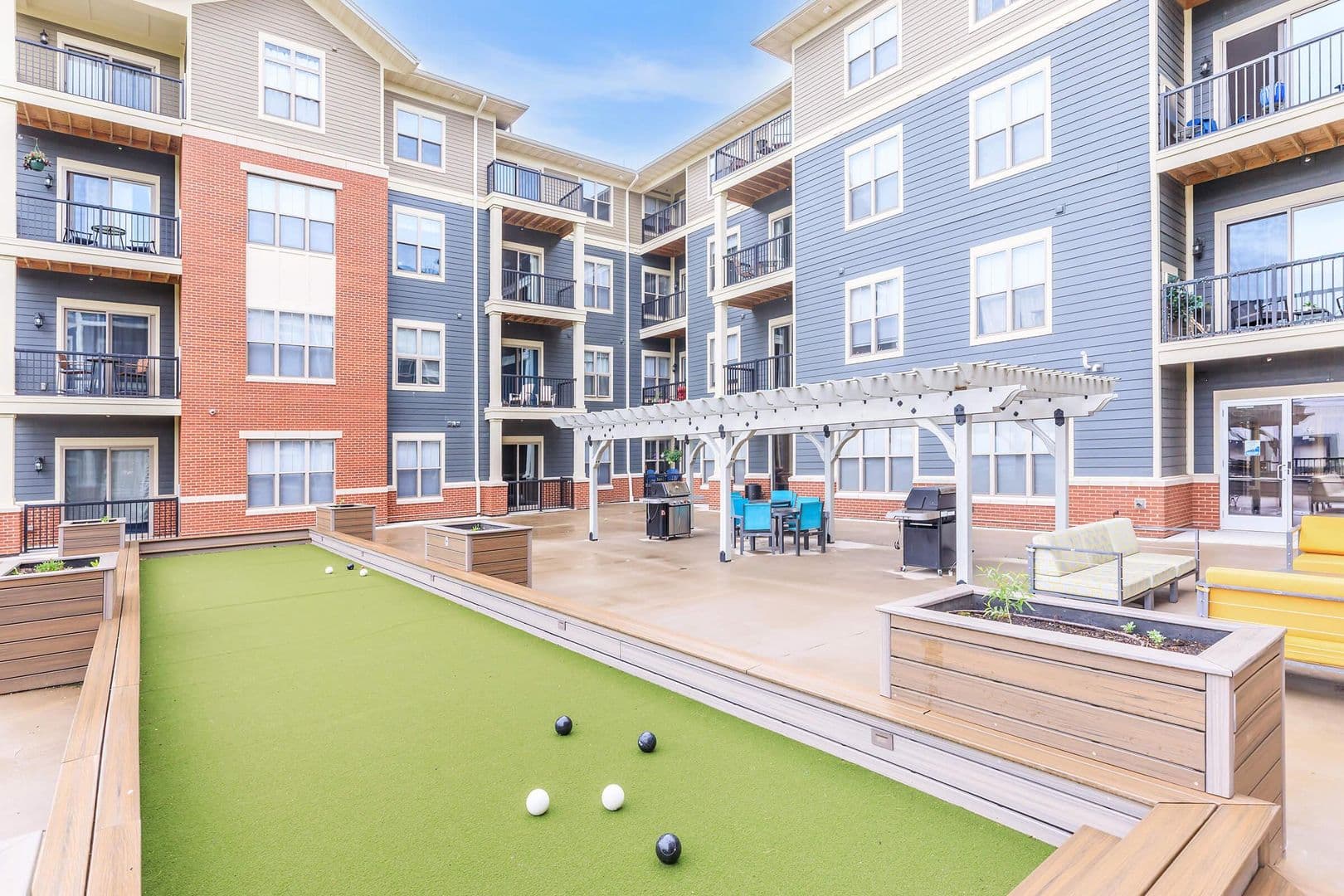 Onalaska Apartment: 2101 Abbey Road