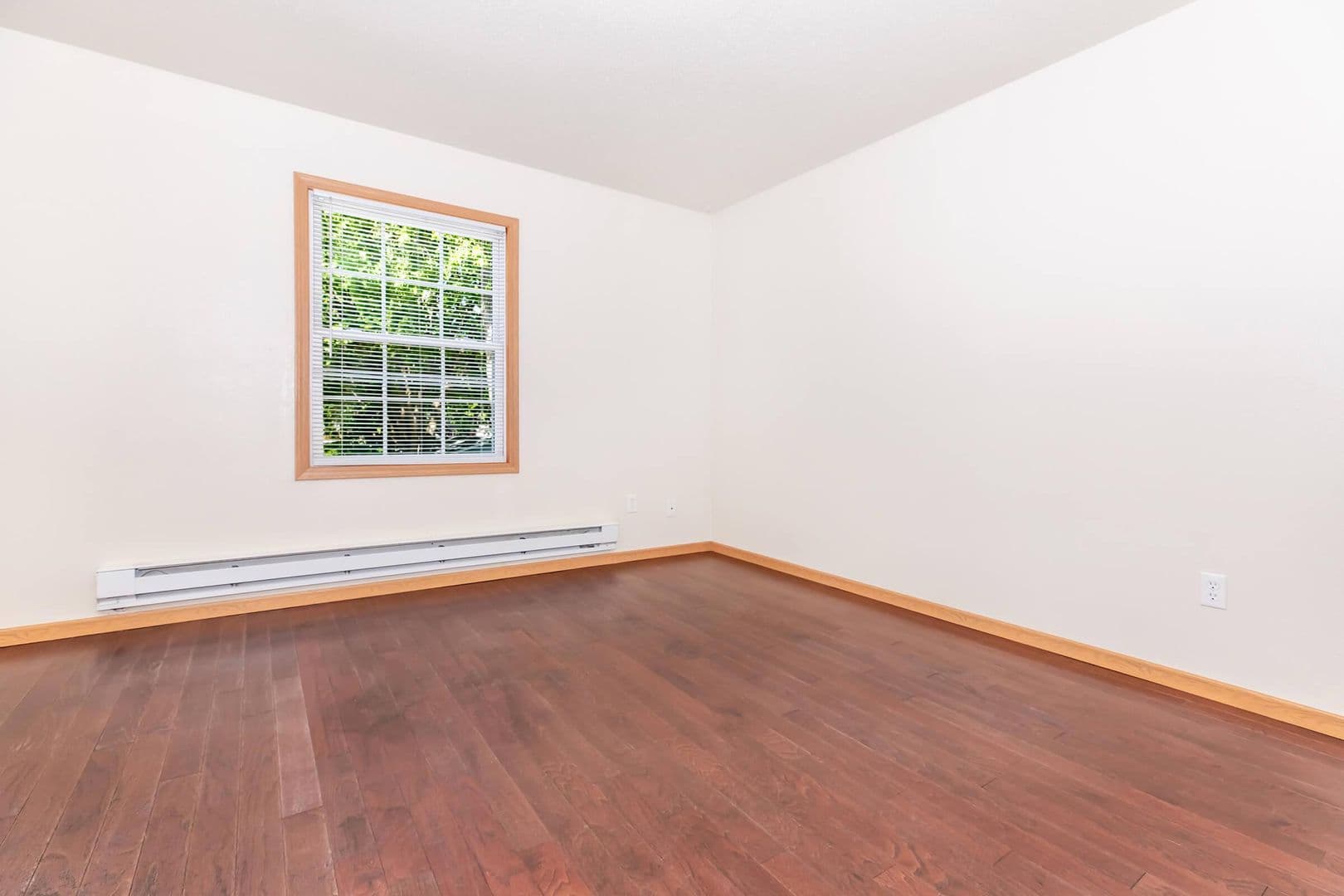 La Crosse Apartment: 918  920 Gould Street