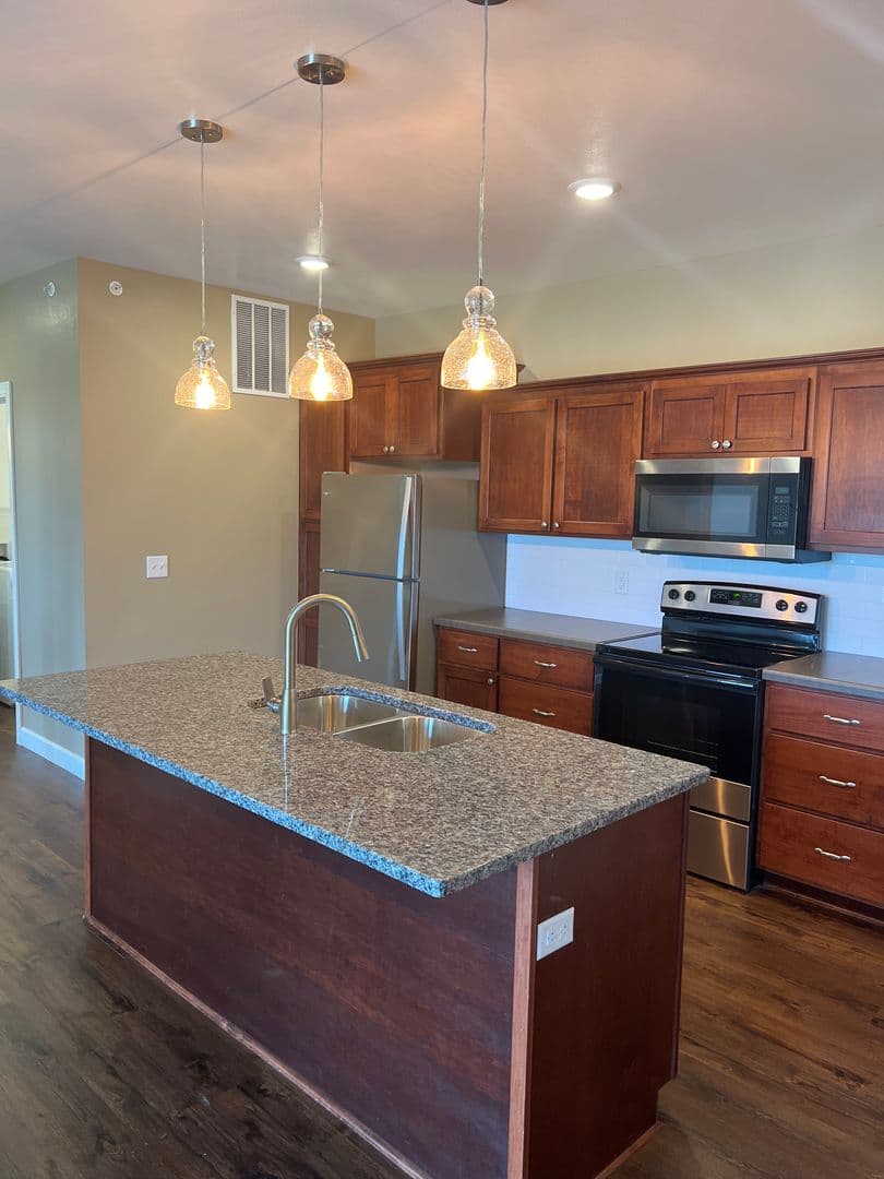 Baraboo Apartment: 922 Spencer Court