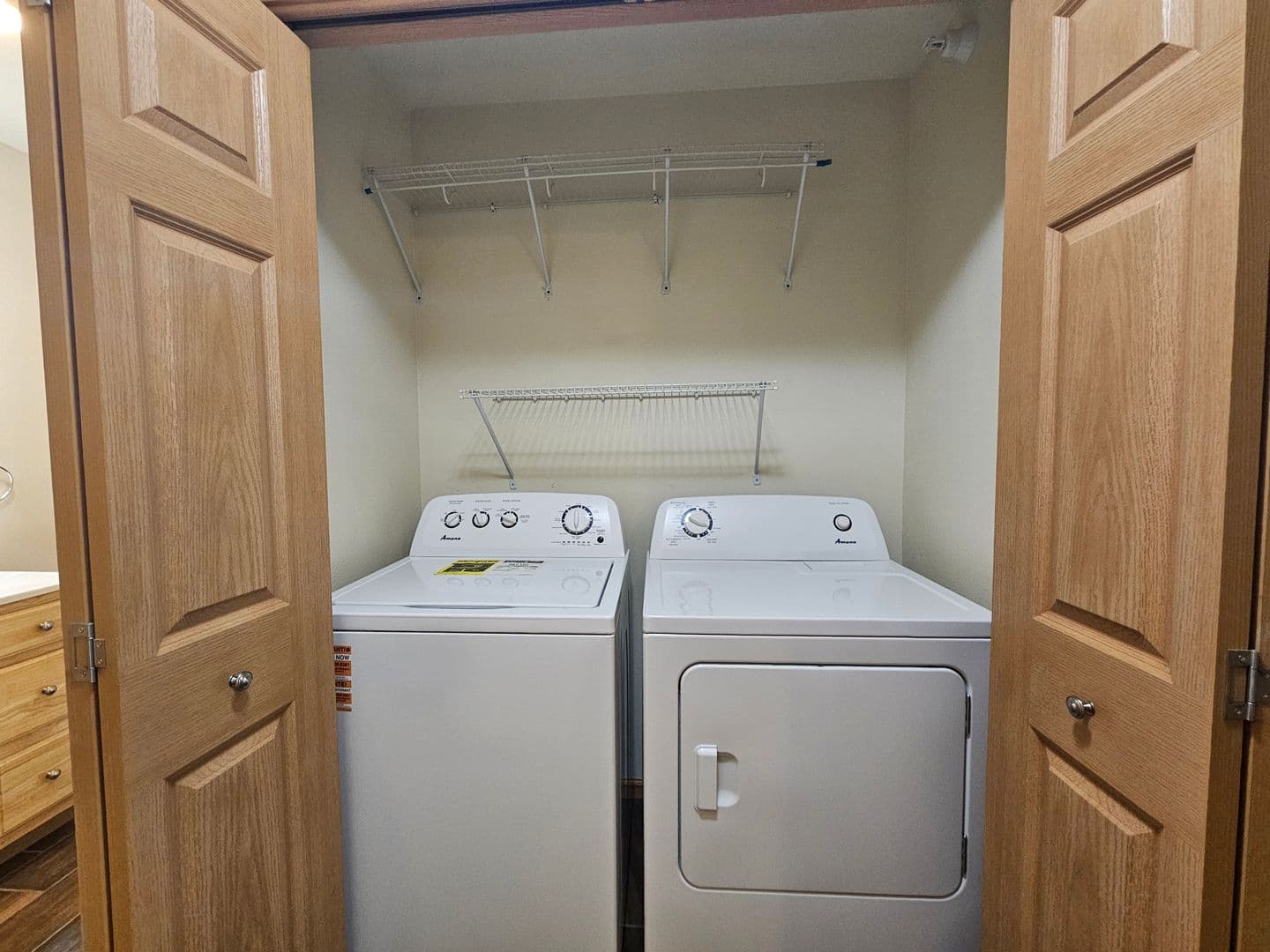Onalaska Apartment: 1420 Greenbay Street