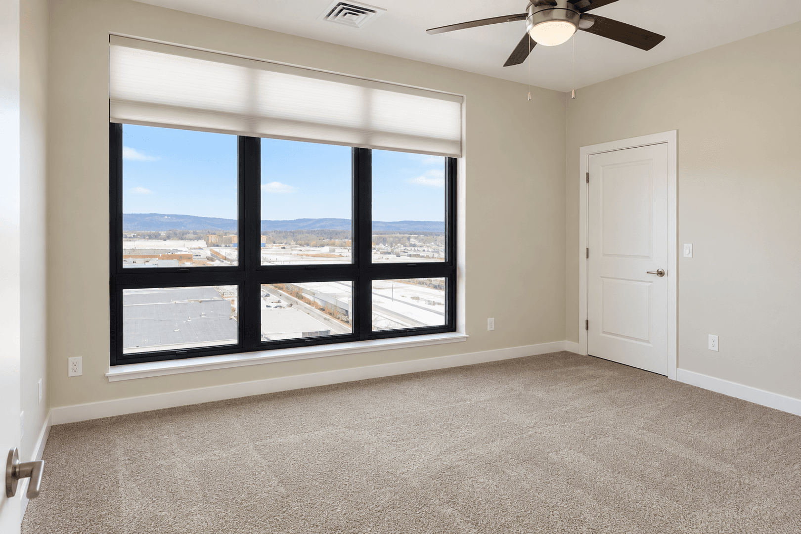 La Crosse Apartment: 55 River Bend Road