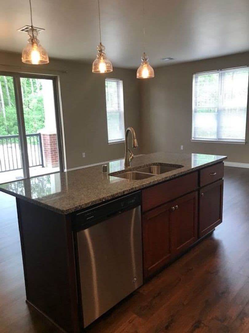 Onalaska Apartment: 2101 Abbey Road