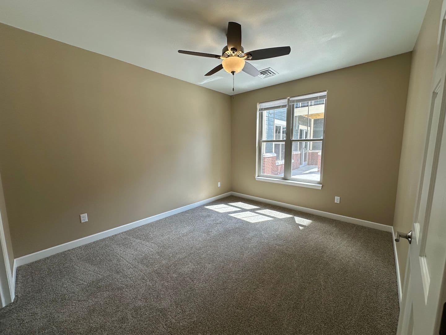 Onalaska Apartment: 2101 Abbey Road