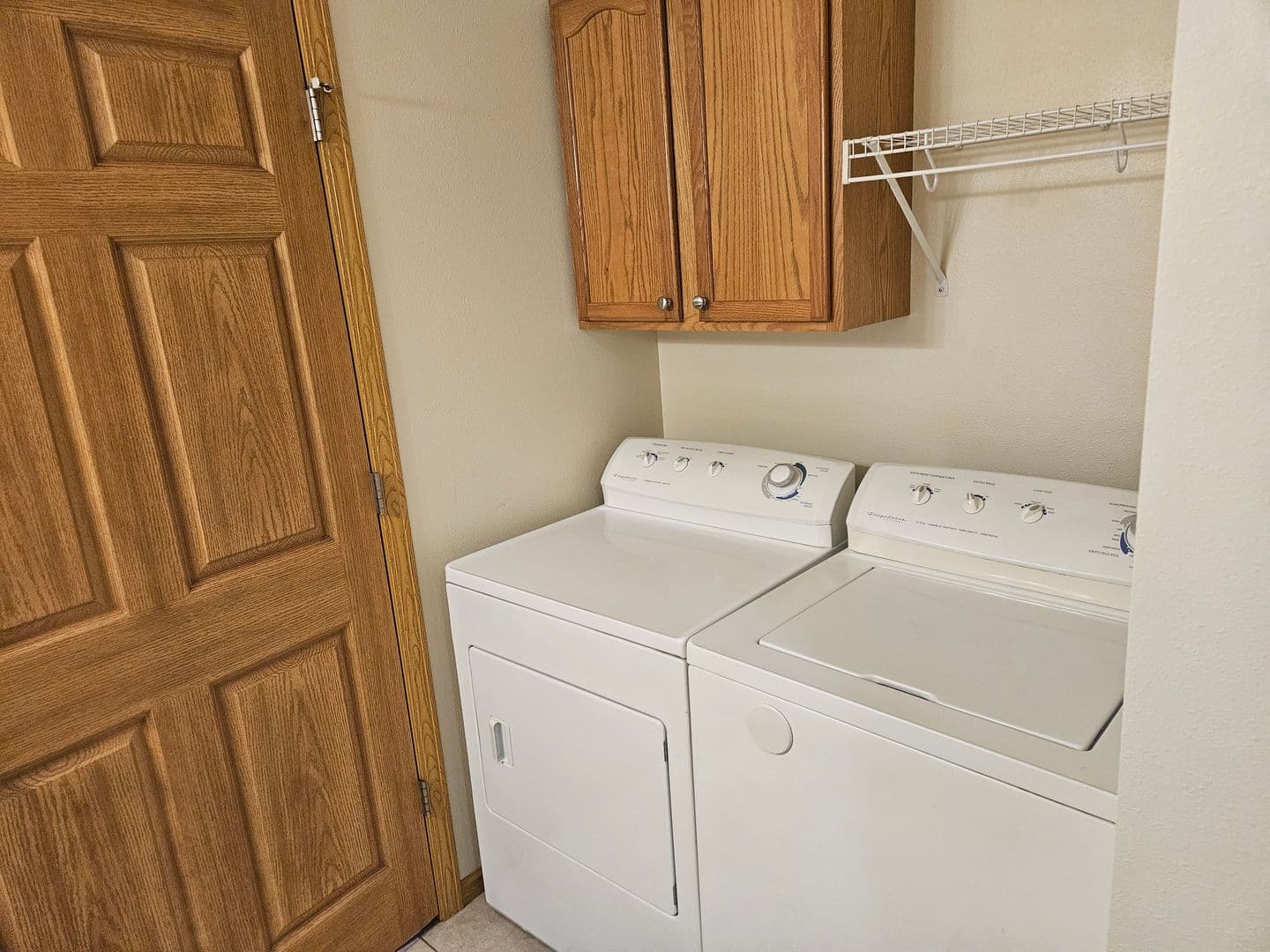 Onalaska Apartment: 1077 Kristy Lane