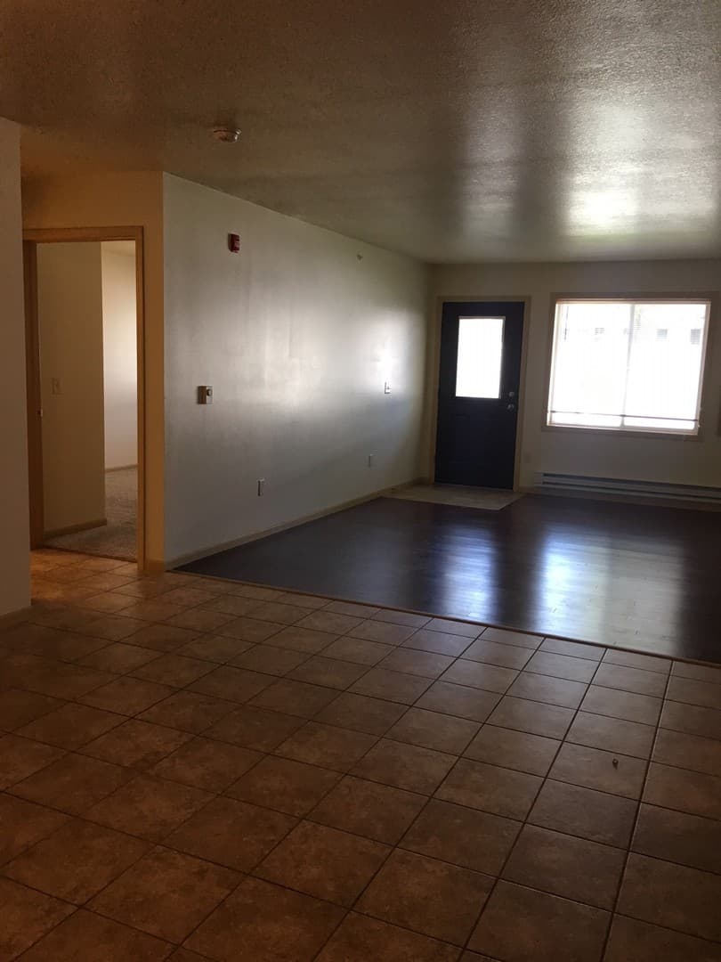 La Crosse Apartment: 3715  3717 Mormon Coulee Road