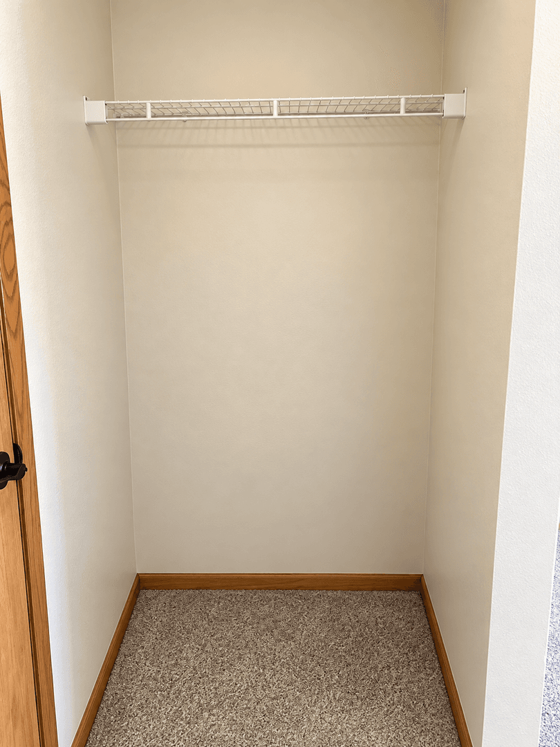 La Crosse Apartment: 403 Gillette Street