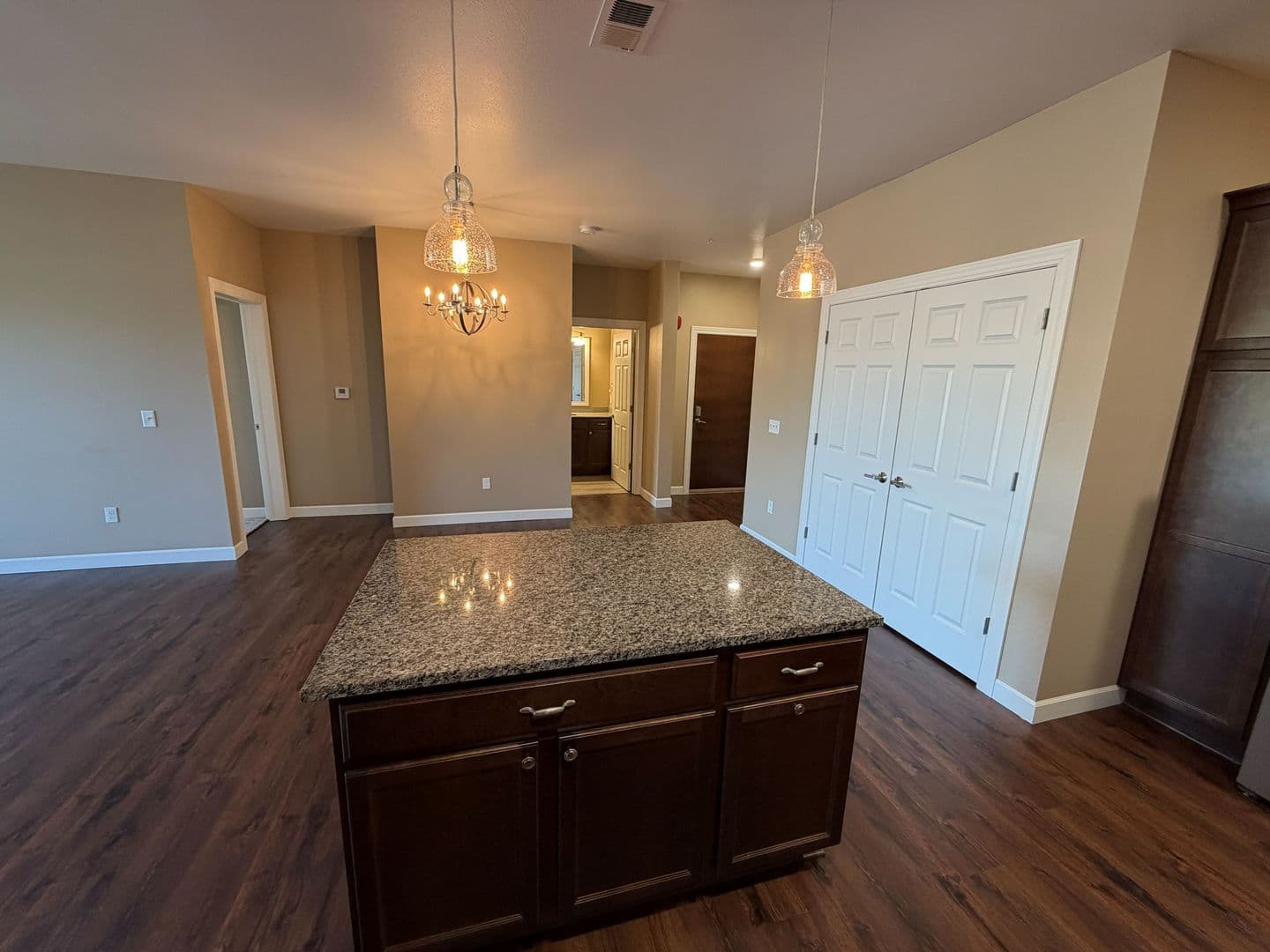 Baraboo Apartment: 325 Lynn Street