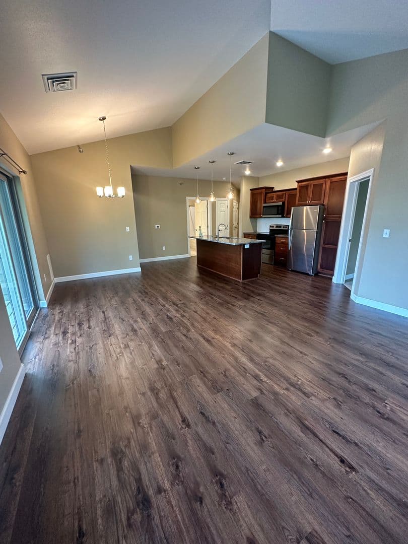 Onalaska Apartment: 2101 Abbey Road