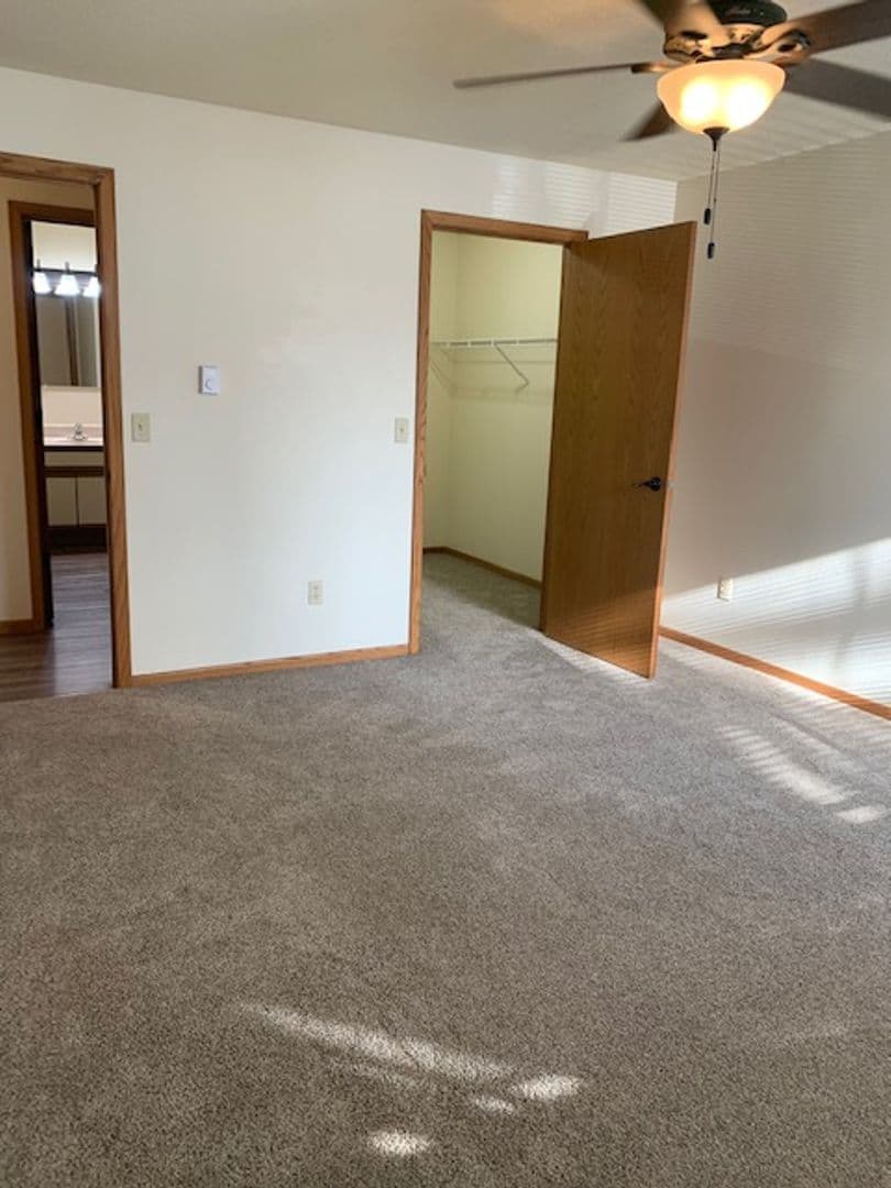 La Crosse Apartment: 403 Gillette Street