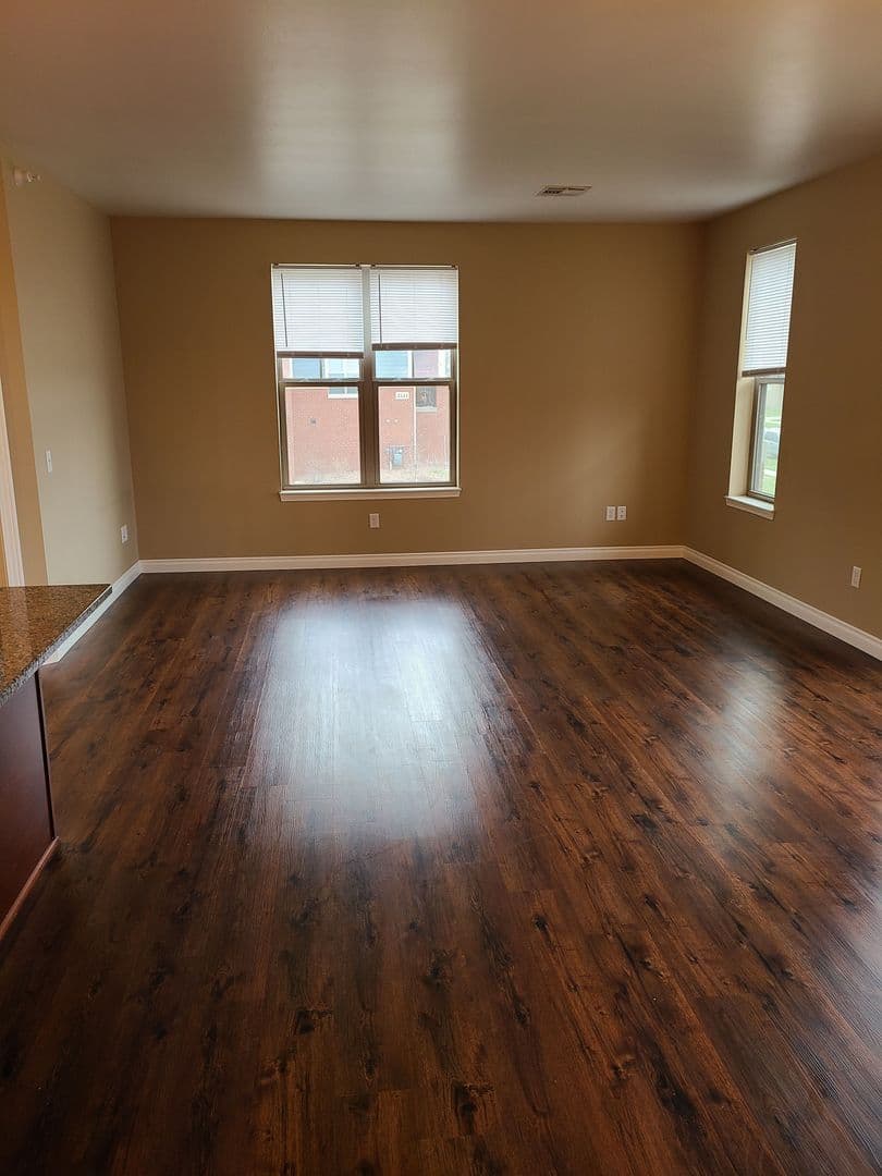 Onalaska Apartment: 2101 Abbey Road