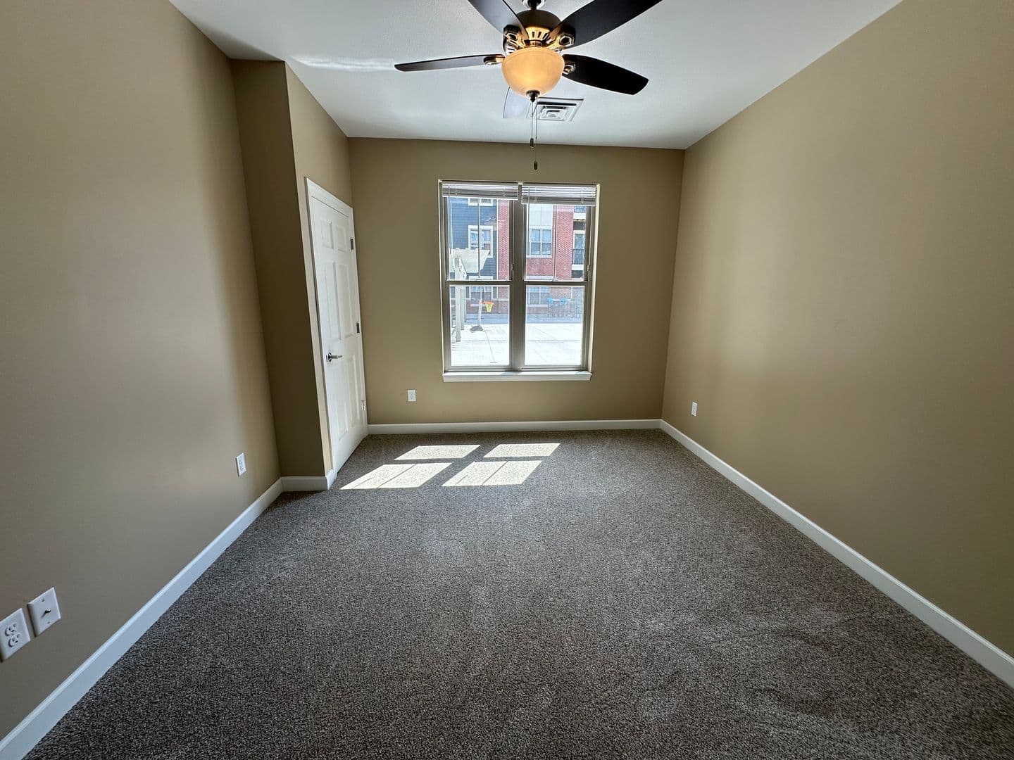 Onalaska Apartment: 2101 Abbey Road