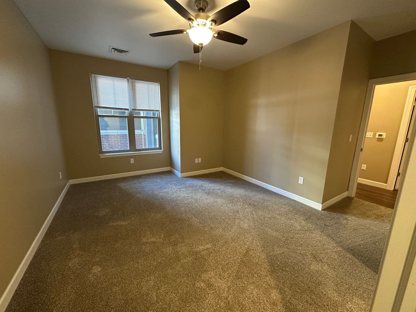 Onalaska Apartment: 2101 Abbey Road