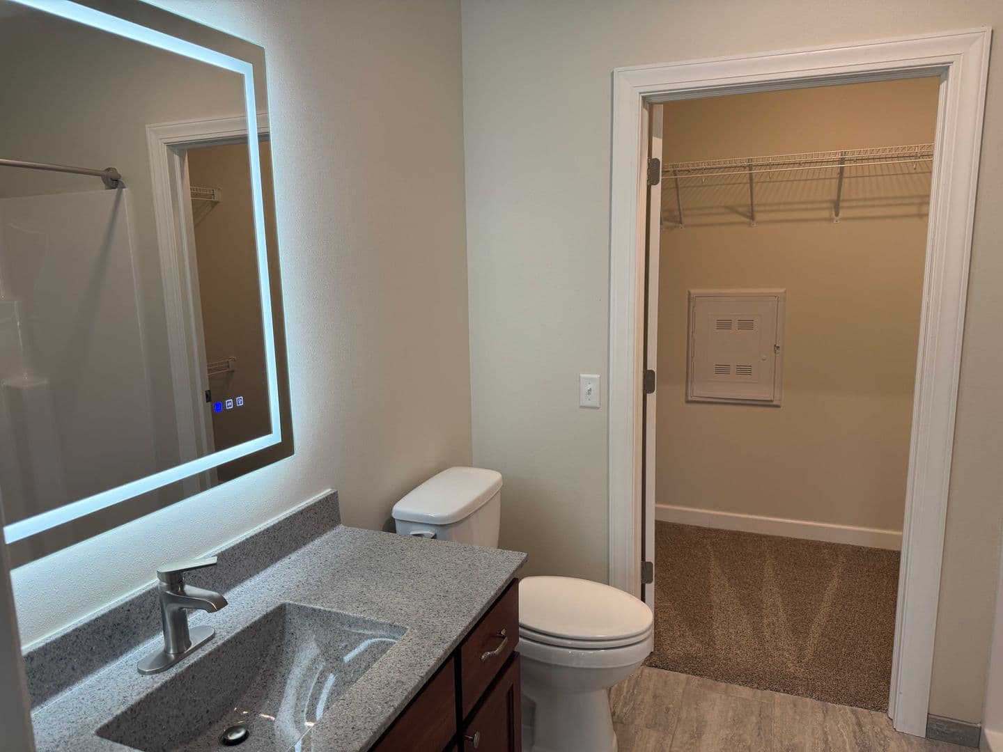 Oshkosh Apartment: 3495 Lake Butte Des Morts Dr
