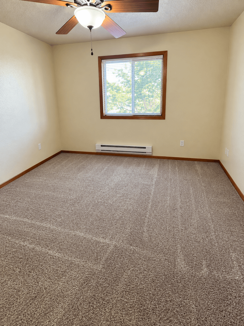 La Crosse Apartment: 403 Gillette Street