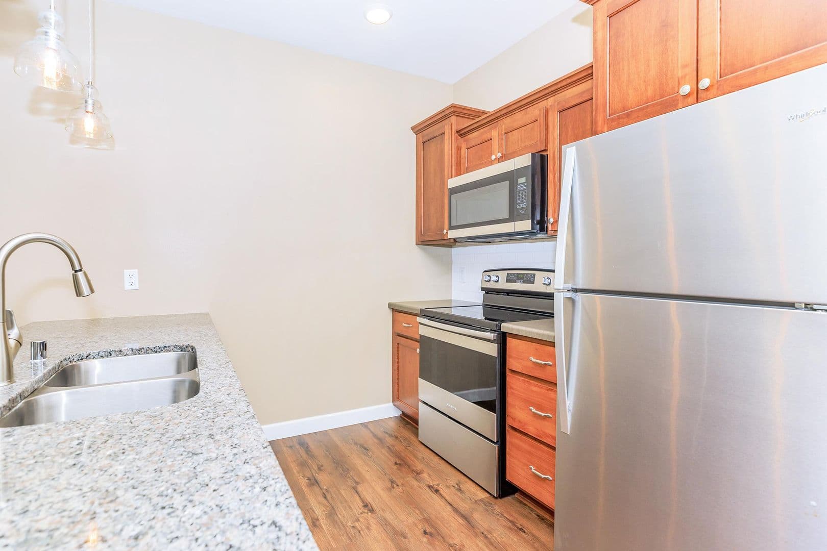 Onalaska Apartment: 2101 Abbey Road