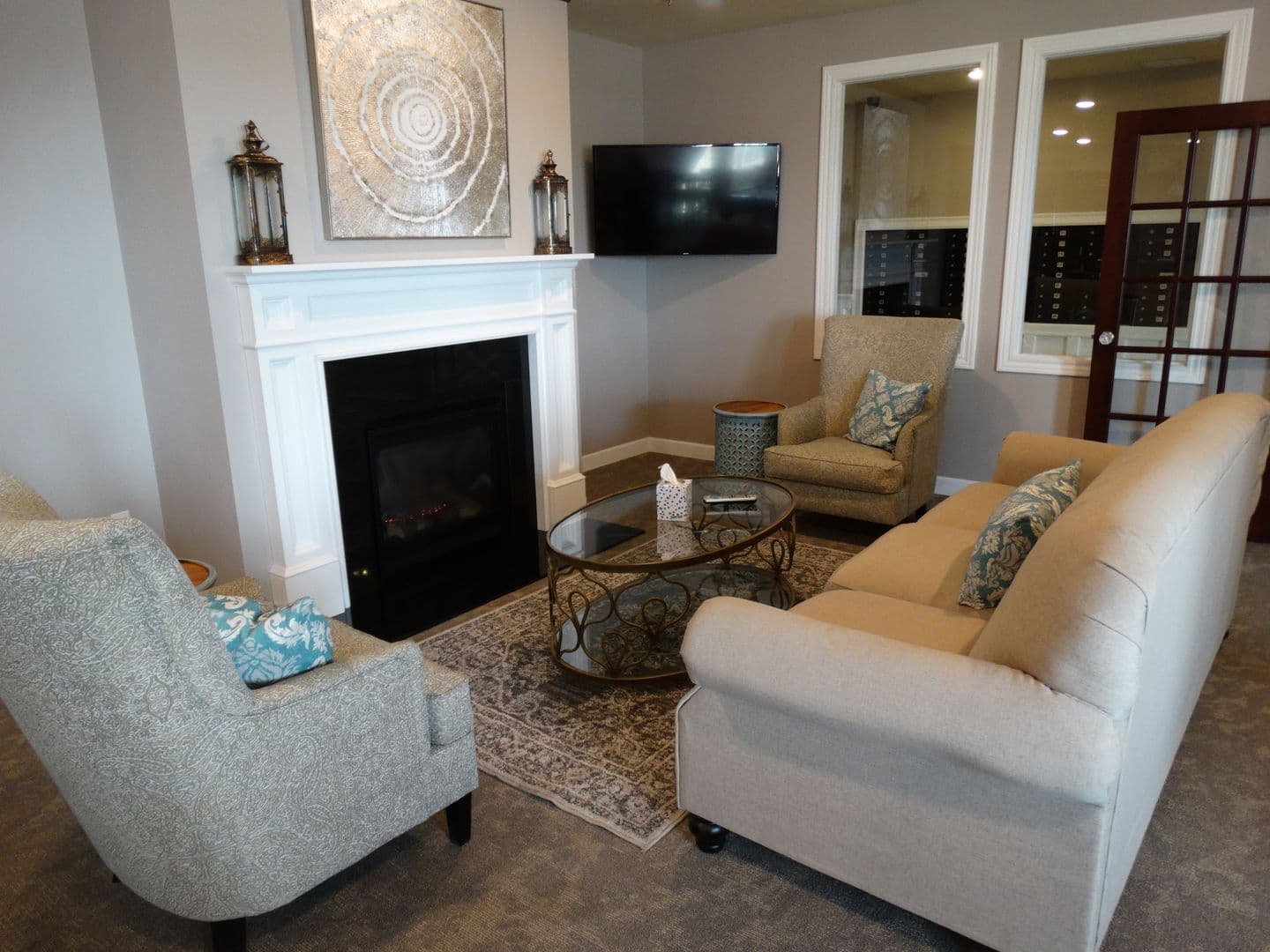 Holmen Apartment: 1614 Prairie Place
