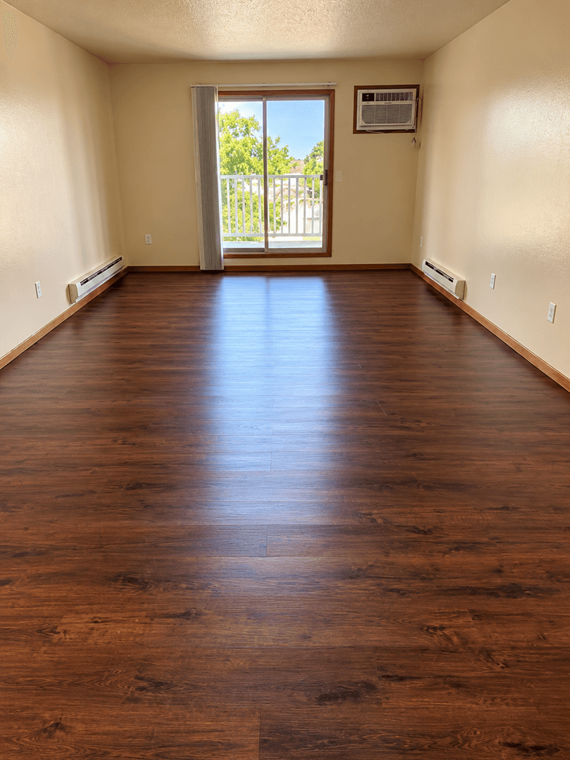 La Crosse Apartment: 403 Gillette Street