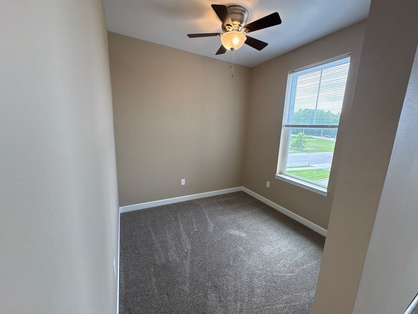 Baraboo Apartment: 325 Lynn Street