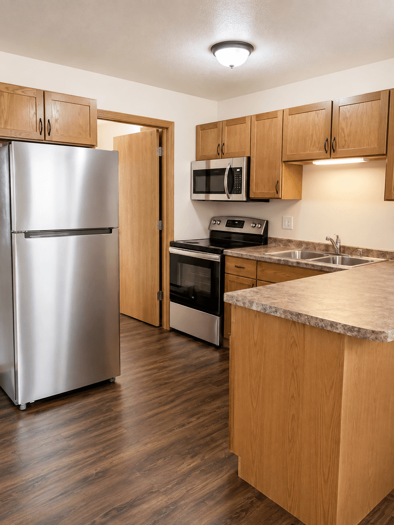 La Crosse Apartment: 918  920 Gould Street