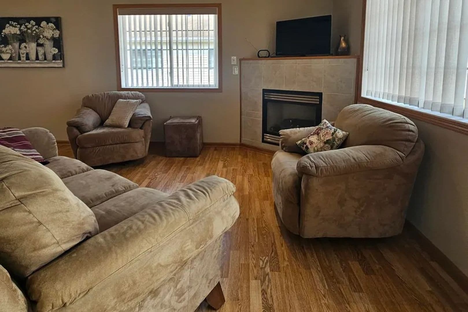 Onalaska Apartment: 1077 Kristy Lane