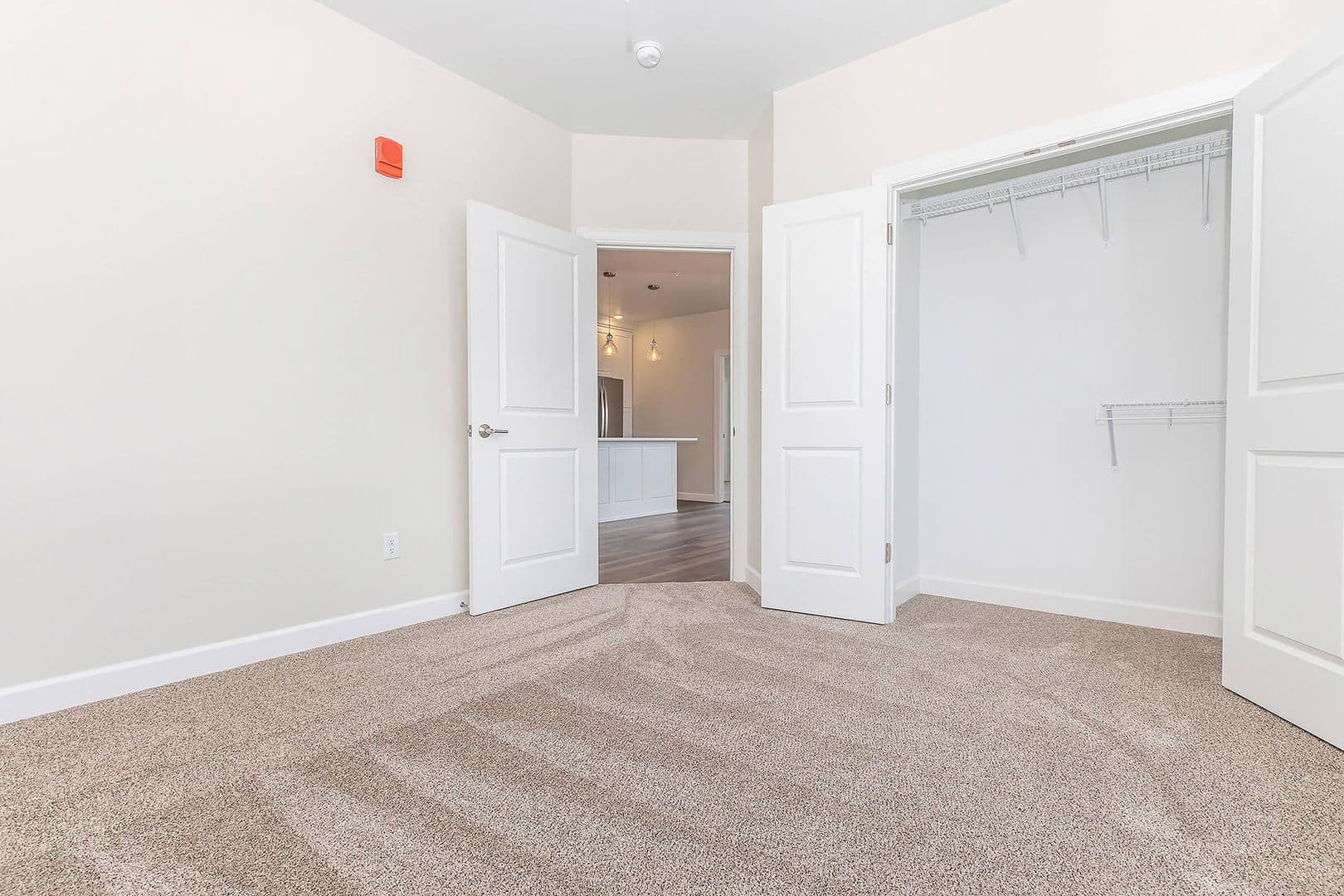 La Crosse Apartment: 55 River Bend Road