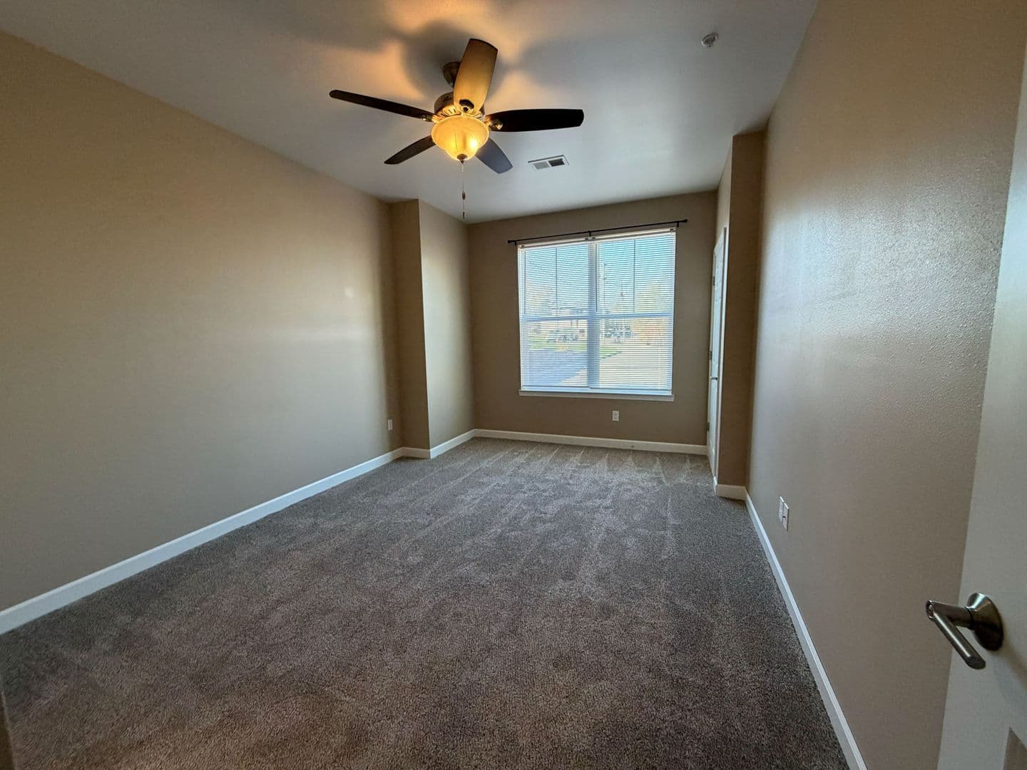 Baraboo Apartment: 325 Lynn Street