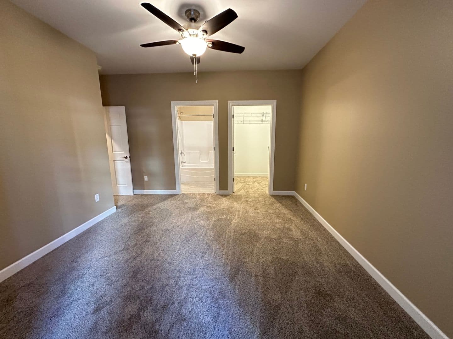 Onalaska Apartment: 2101 Abbey Road