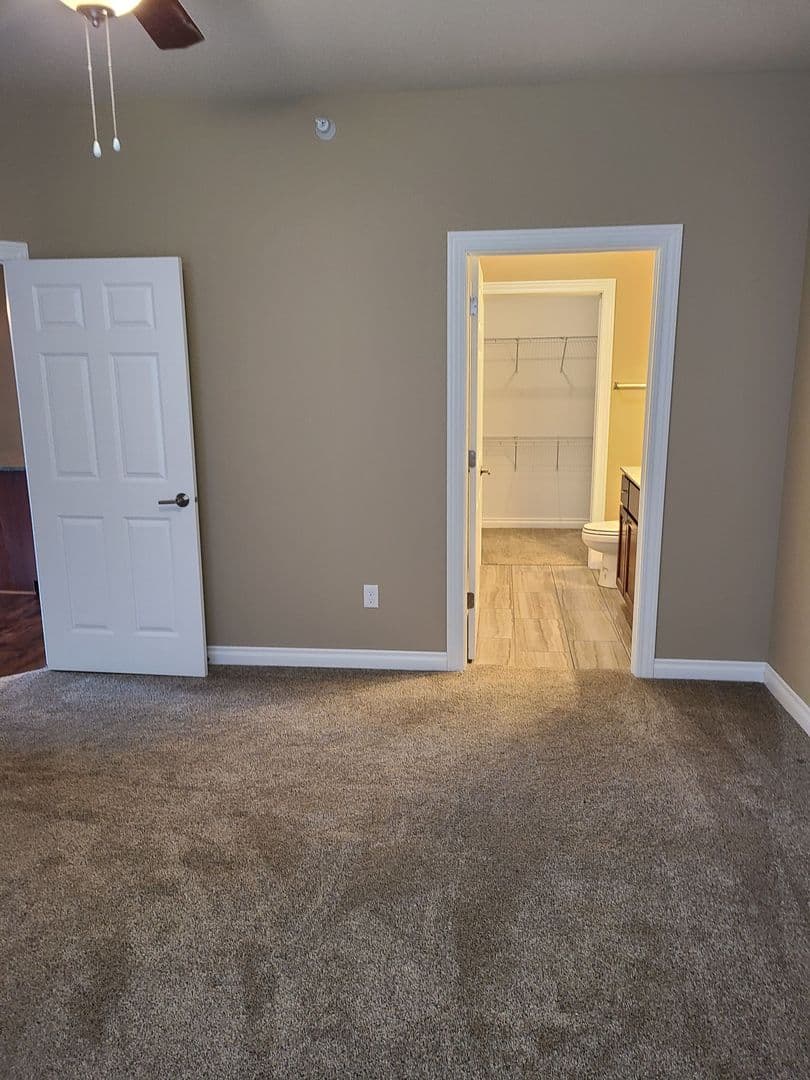 Onalaska Apartment: 2101 Abbey Road