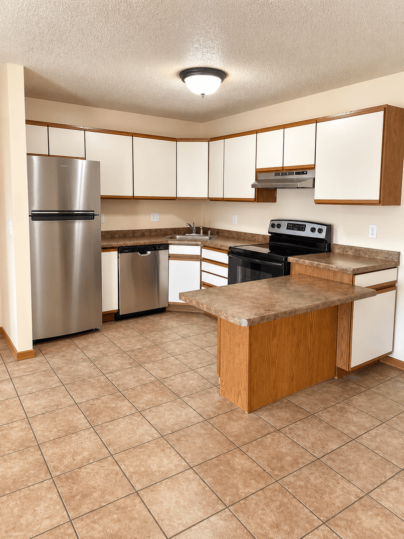 La Crosse Apartment: 403 Gillette Street