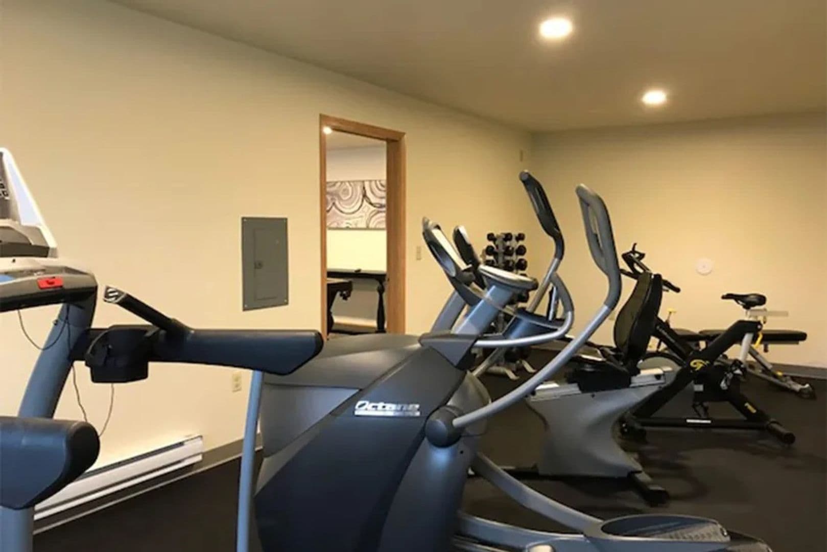Onalaska Apartment: 1420 Greenbay Street