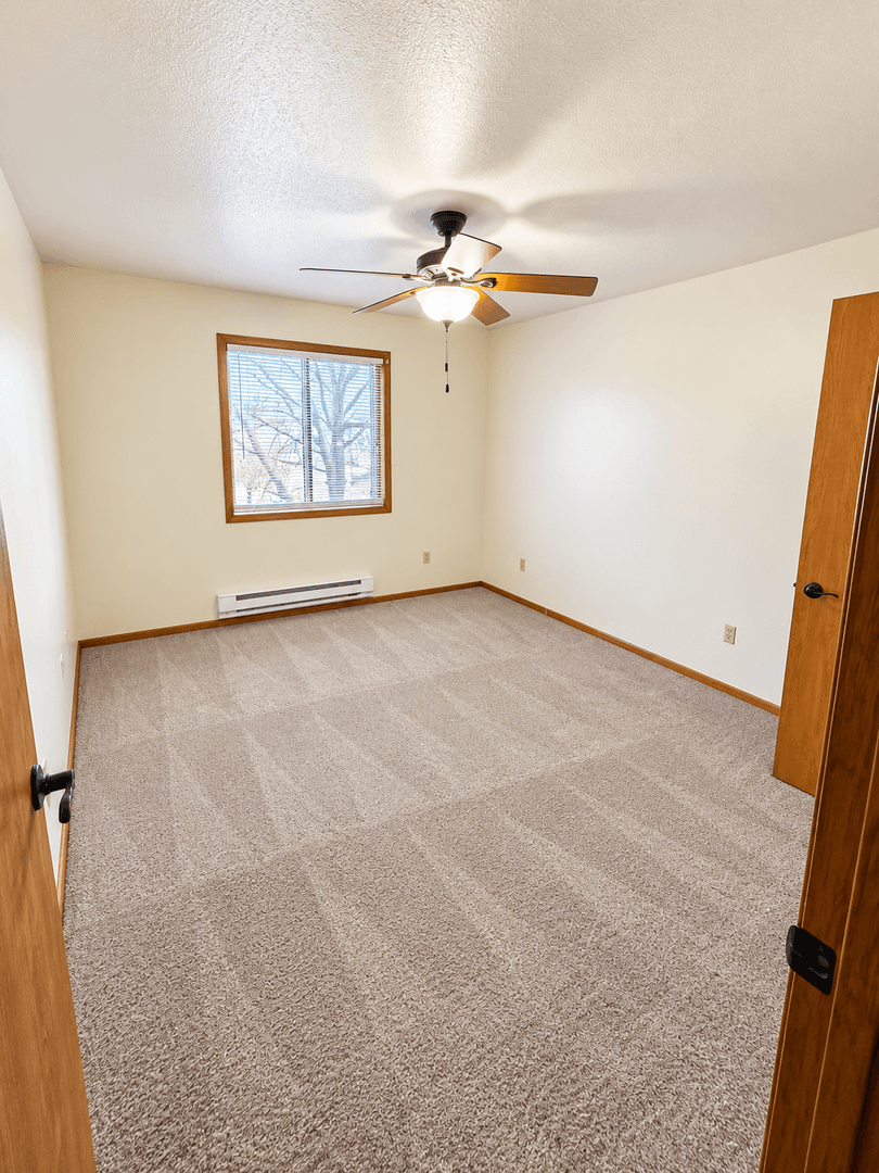 La Crosse Apartment: 403 Gillette Street