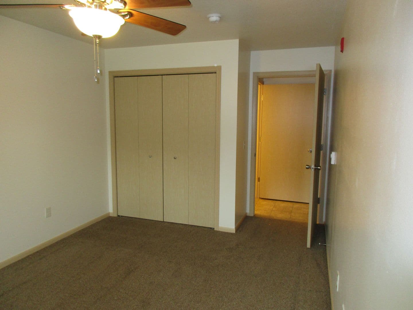 La Crosse Apartment: 3715  3717 Mormon Coulee Road