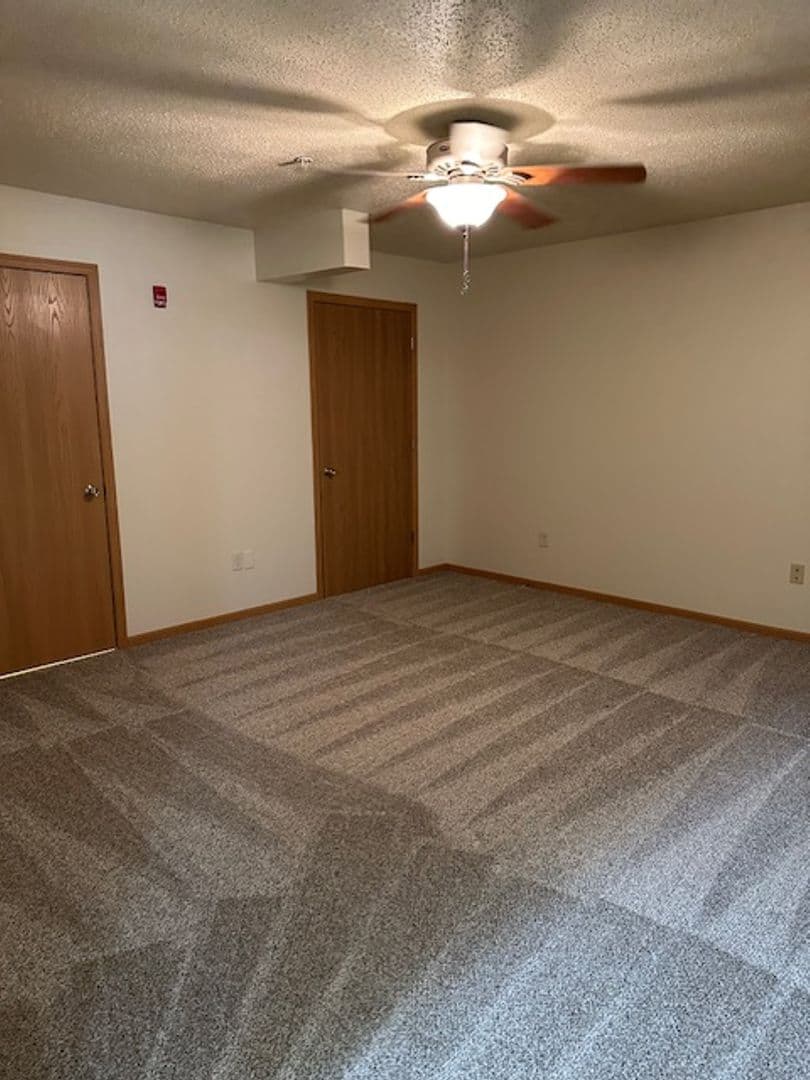 La Crosse Apartment: 3715  3717 Mormon Coulee Road