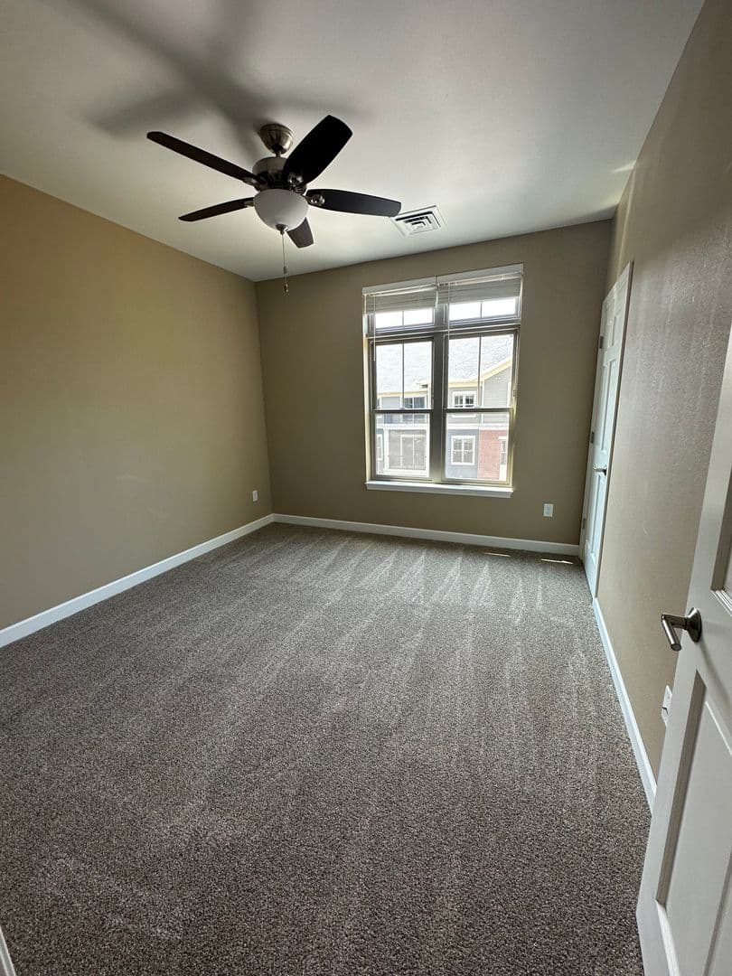Onalaska Apartment: 2101 Abbey Road
