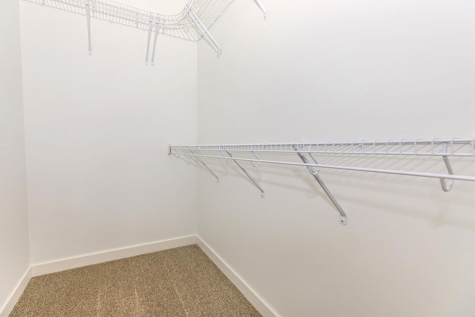 Onalaska Apartment: 2101 Abbey Road