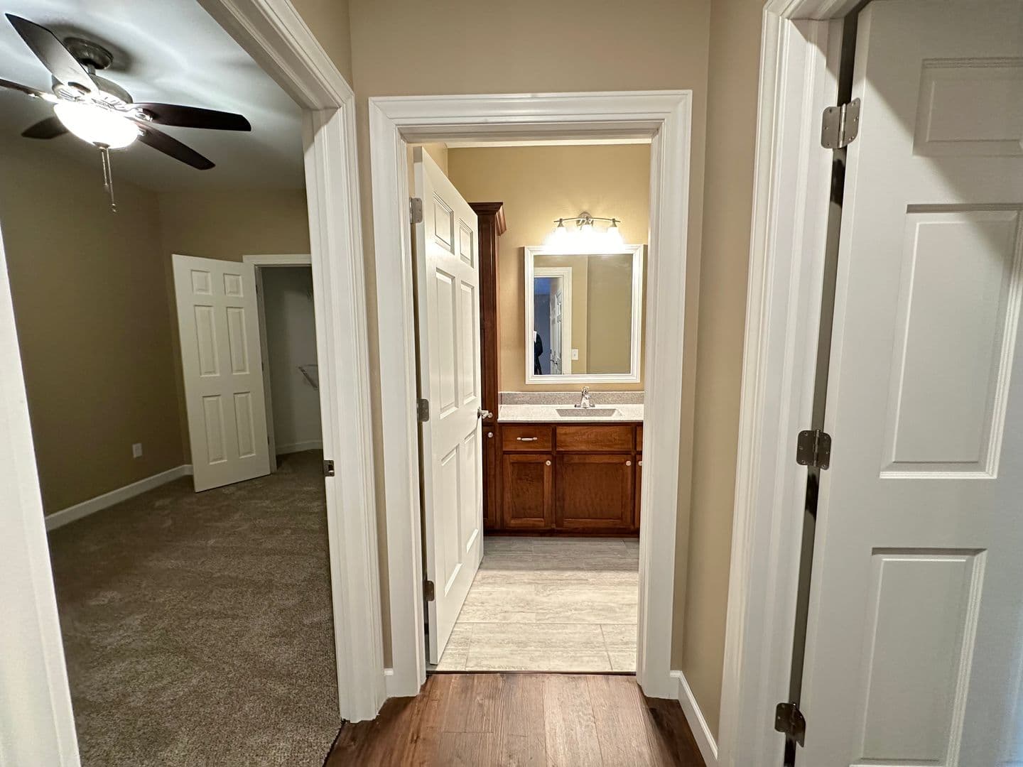 Onalaska Apartment: 2101 Abbey Road