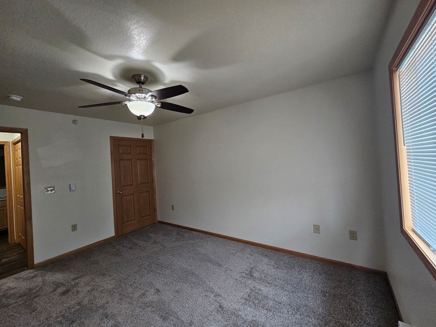 Onalaska Apartment: 1420 Greenbay Street