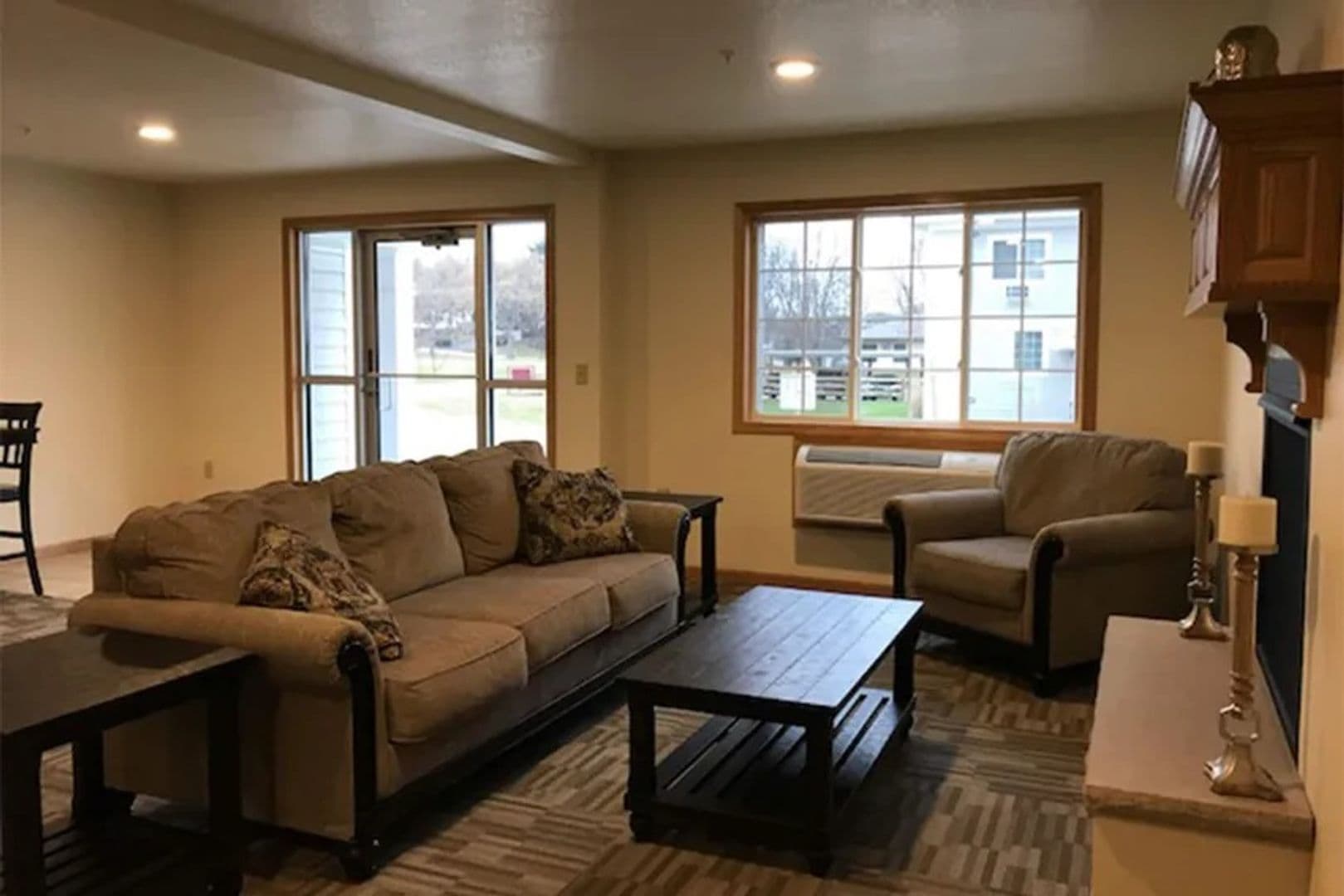 Onalaska Apartment: 1420 Greenbay Street